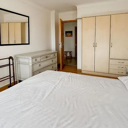 Comfortable And Modern Two Bedroom *