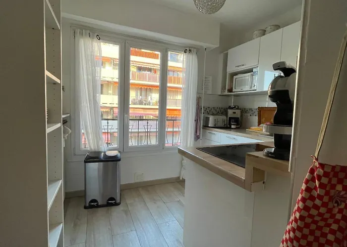 Apartman Comfortable And Modern Two Bedroom Cannes