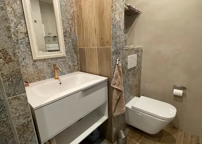 Comfortable And Modern Two Bedroom شقة