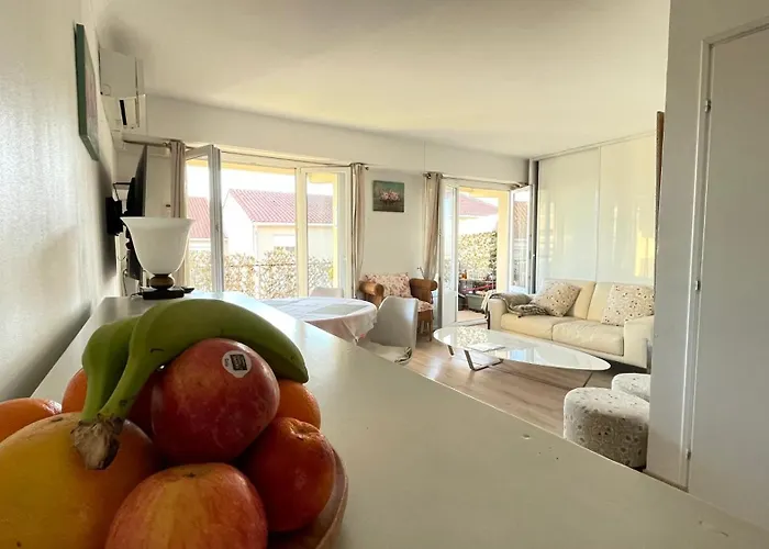 Comfortable And Modern Two Bedroom *