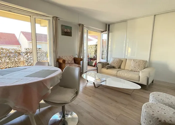 Comfortable And Modern Two Bedroom