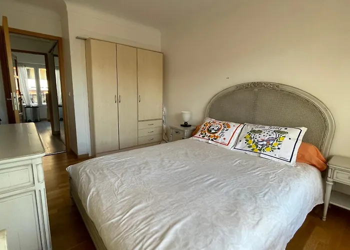 Comfortable And Modern Two Bedroom شقة *