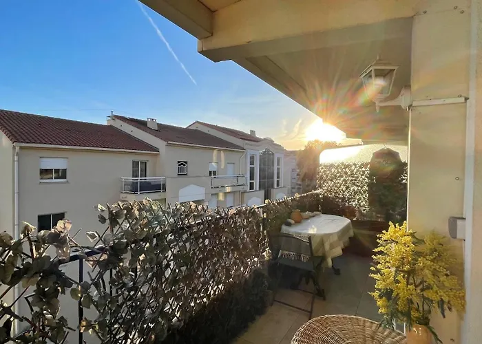 شقة Comfortable And Modern Two Bedroom *