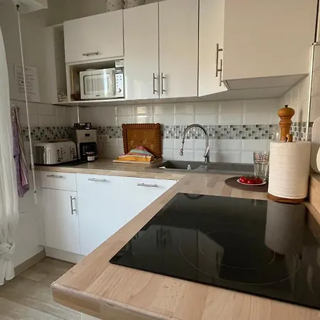 Lägenhet Comfortable And Modern Two Bedroom Cannes