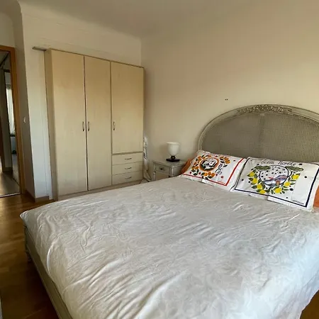 Comfortable And Modern Two Bedroom 아파트 *